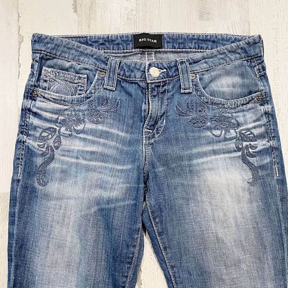 Big Star Floral Embroidered Low Rise Ankle Jeans Size 30 - Picture 2 of 7